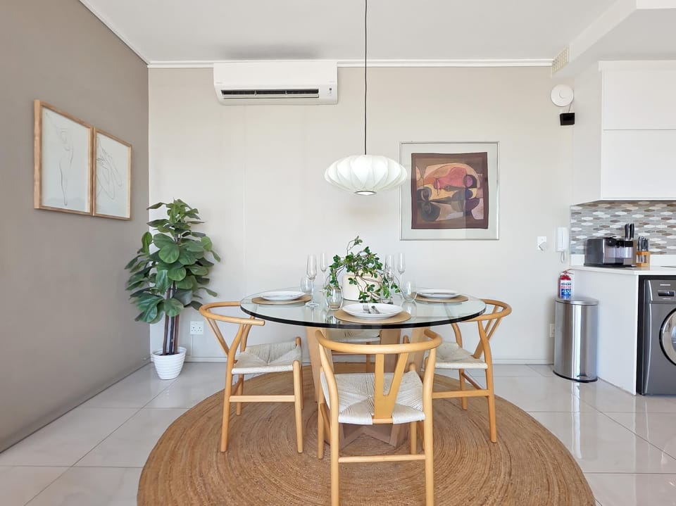 Stadium View 2-Bed in Greenpoint with Pool (36437)