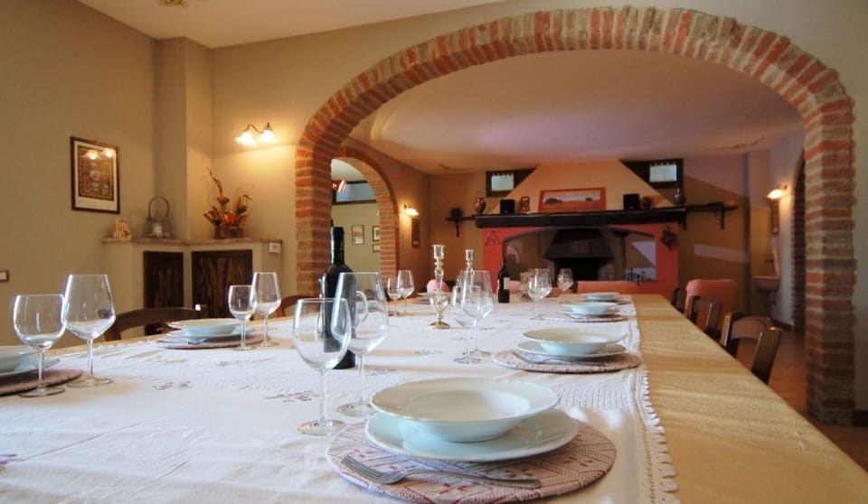 Autumn, Dining Room, Kitchen, Living Room, Spring, Summer