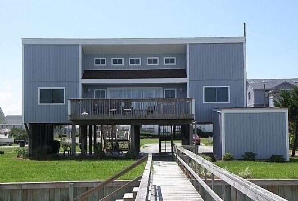 Soundfront Exterior Too