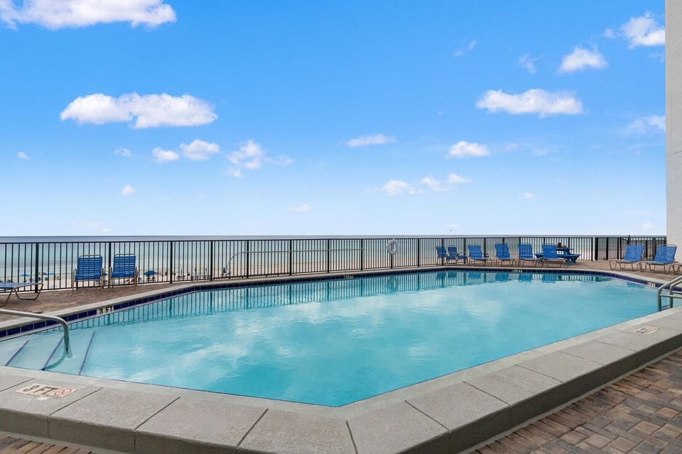 Gulf Front Pool