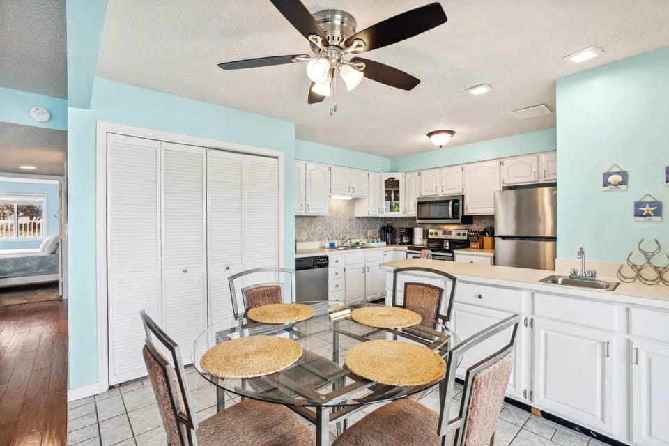 Make mealtime memories together at the dining table, seating 4​
