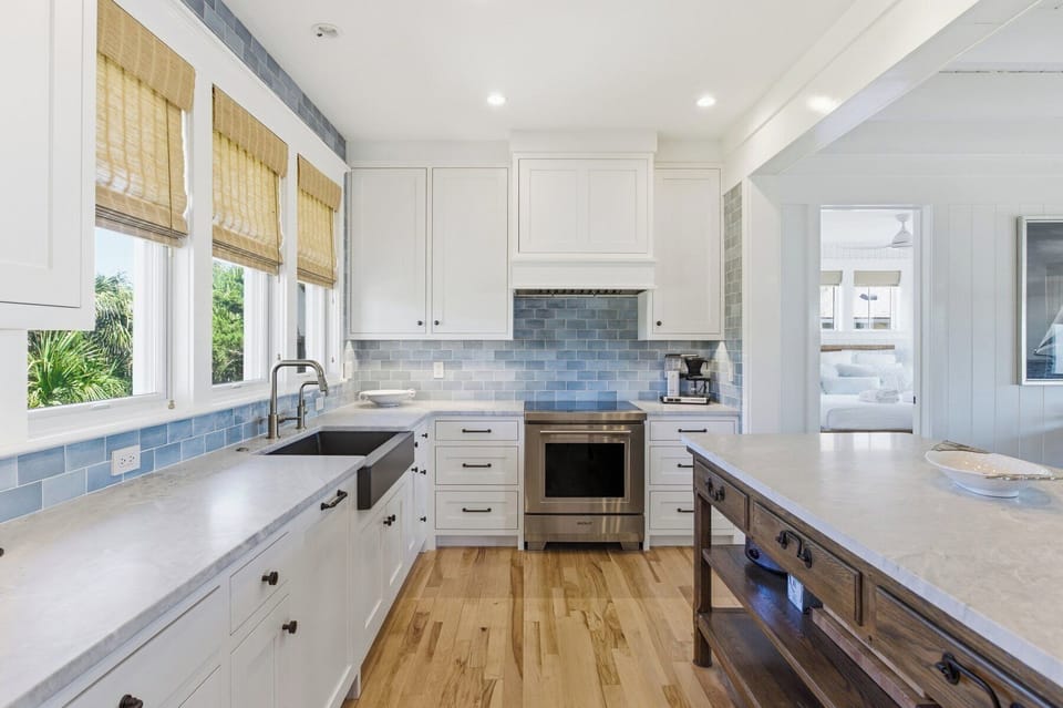 CREAT GREAT MEALS AND MEMORIES IN THIS GORGEOUS KITCHEN OPEN TO THE GREAT ROOM AND OUTDOOR LIVING