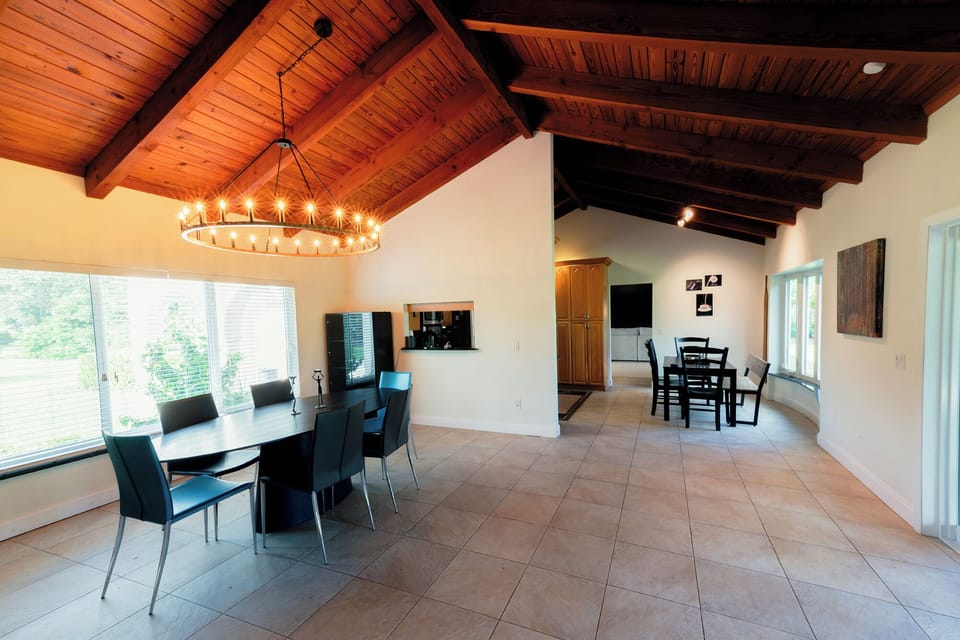 Dining/Kitchen