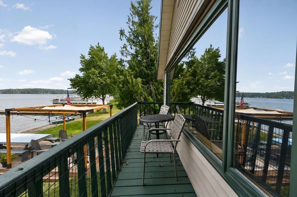 Balcony | Seating Area | Lake Views