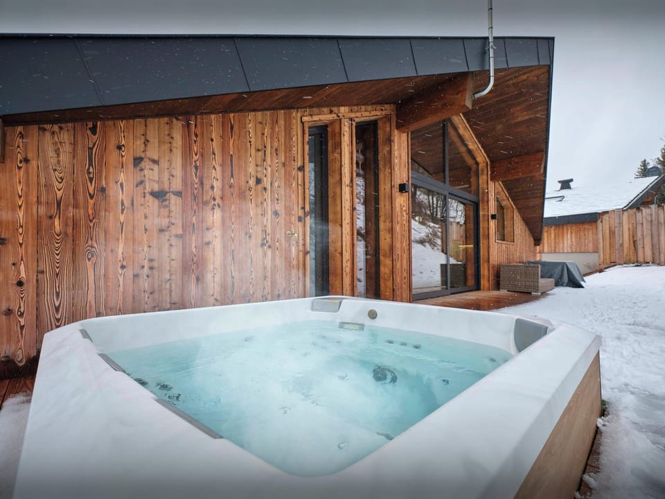 Jacuzzi