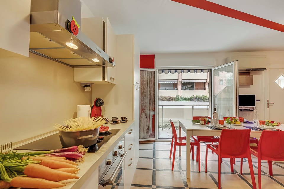 Kitchen and dining area