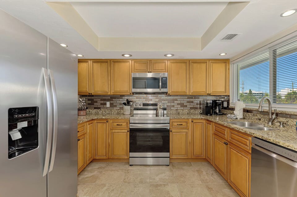 Fully equipped kitchen