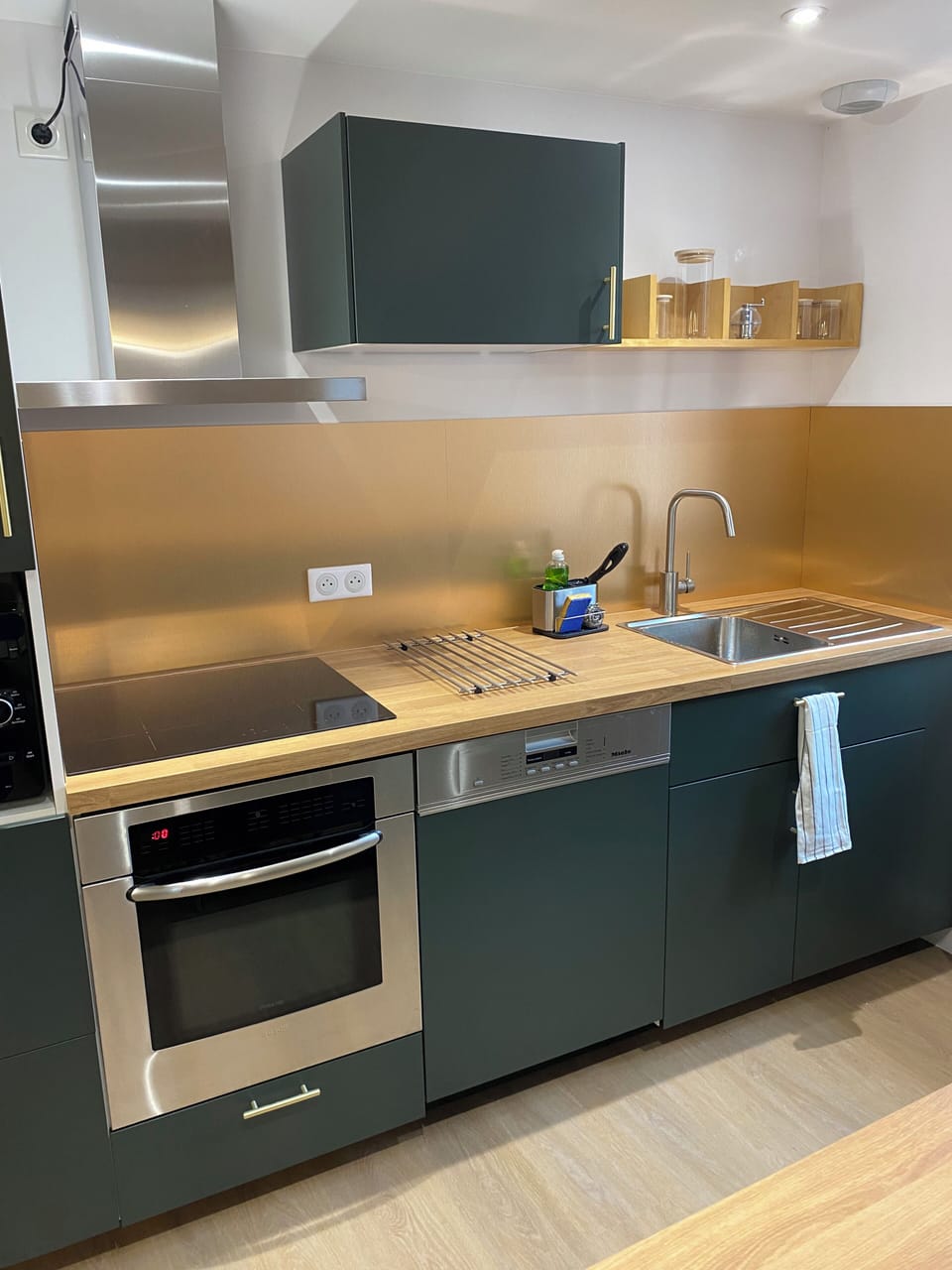 Private kitchen
