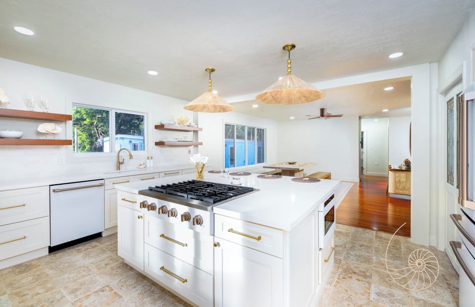 Fully Stocked Kitchen