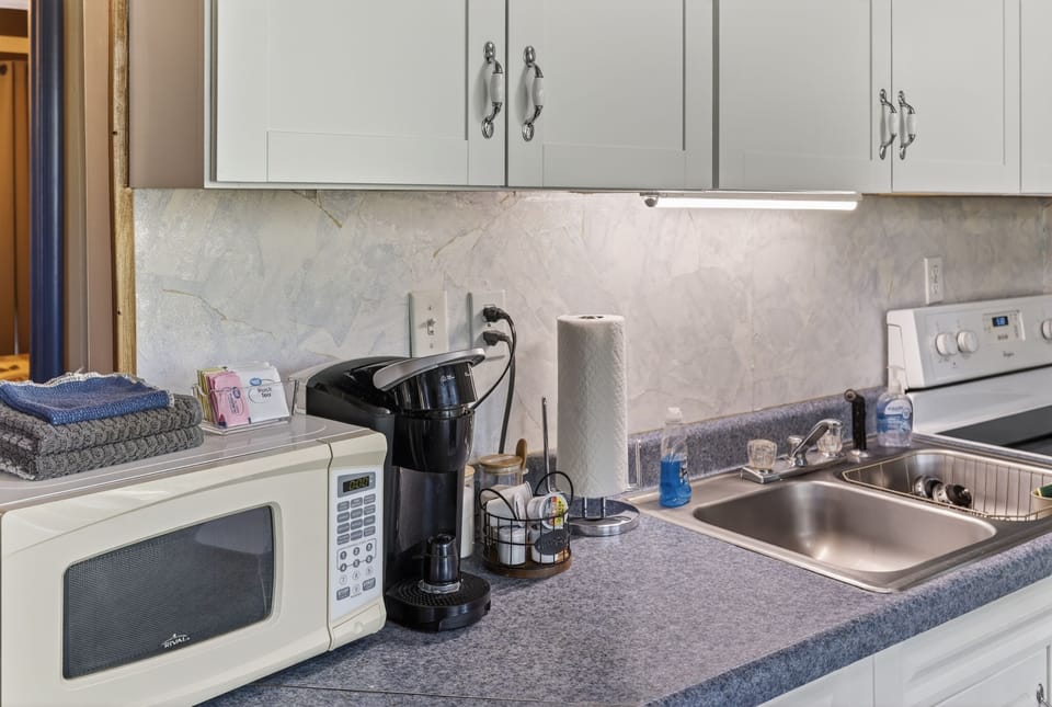Kitchen essentials plus complimentary coffee & tea for your first morning.