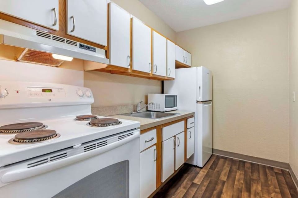 Kitchenette