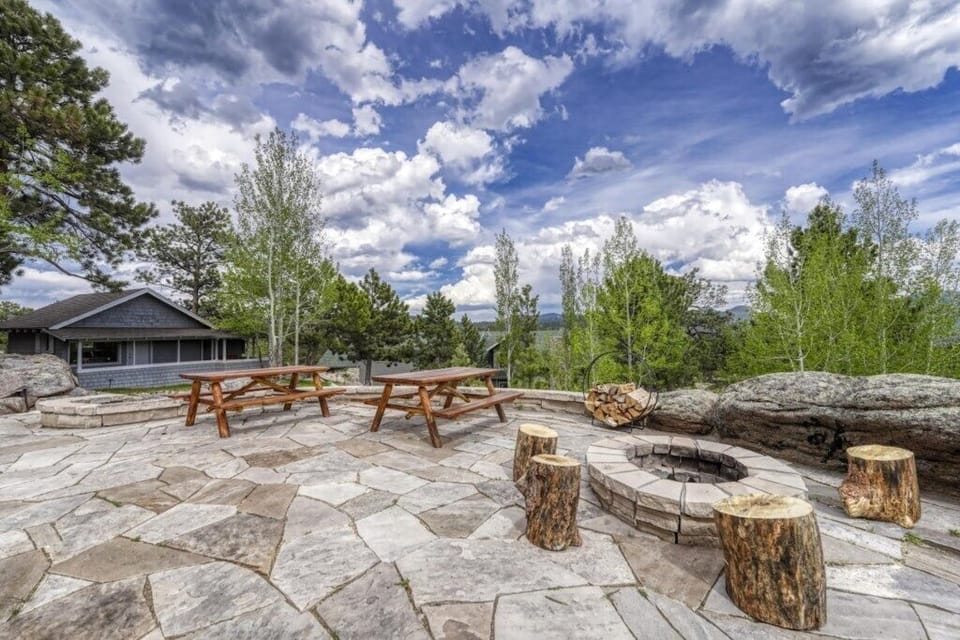 JeffreyGrounds Photography.Aspen Falls.5-30-24.Estes Park CO.Main Lodge.51-min