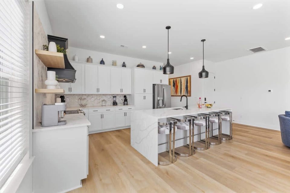 2 Stunning Kitchens