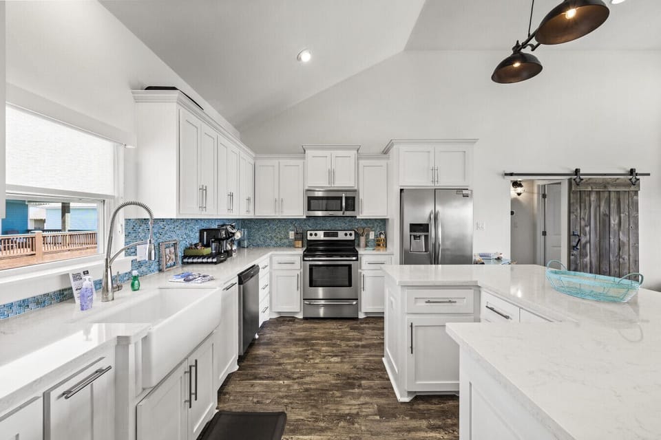 Clean, open kitchen with room for everyone to gather
