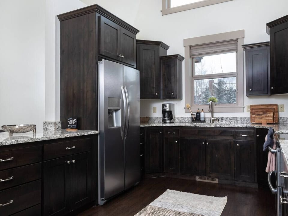 Modern Kitchen