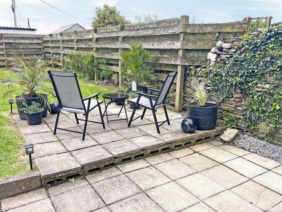 Garden | Irisdene, Tintagel