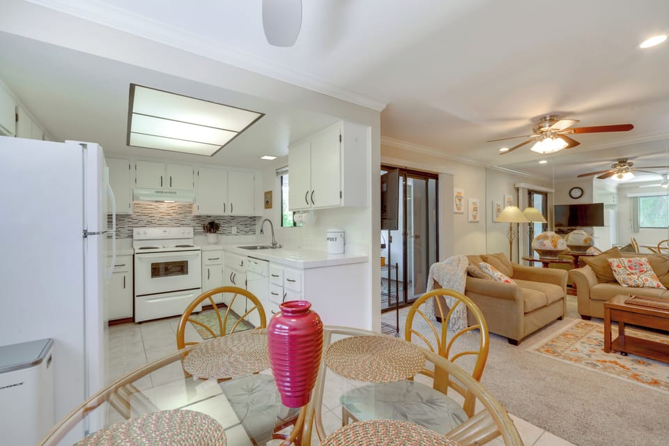 Dining Area | Dishware & Flatware