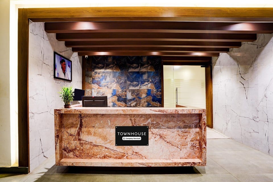 Entrance / Reception