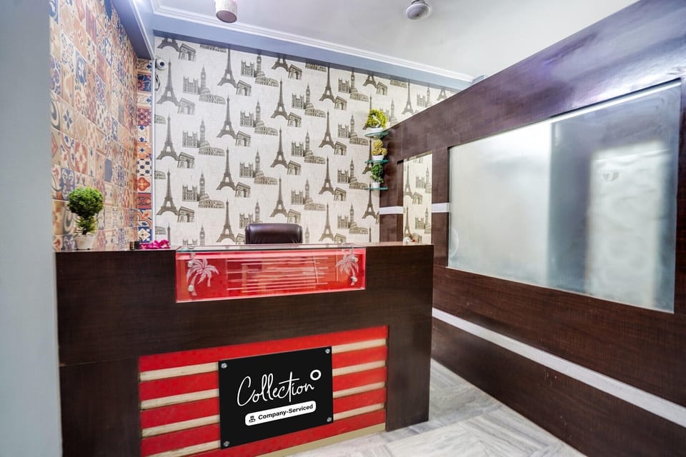 Entrance / Reception