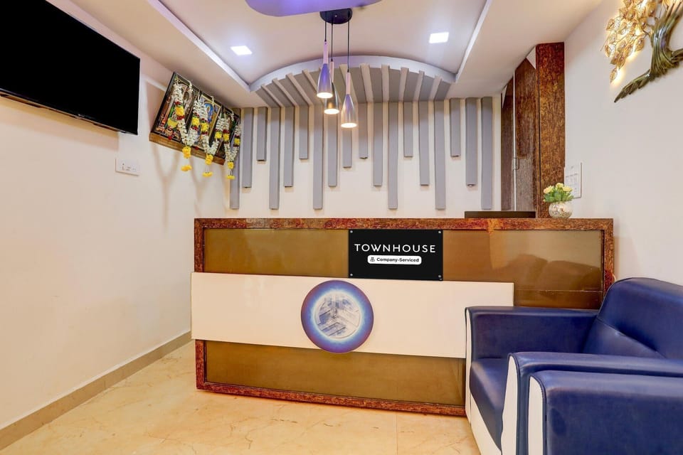 Entrance / Reception