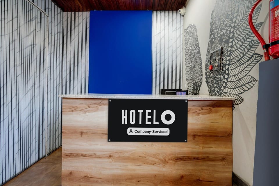 Entrance / Reception