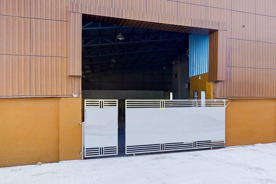 Entrance / Reception