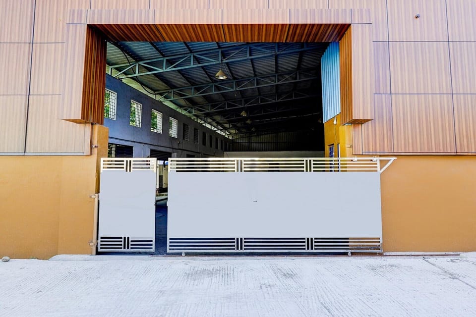 Entrance / Reception