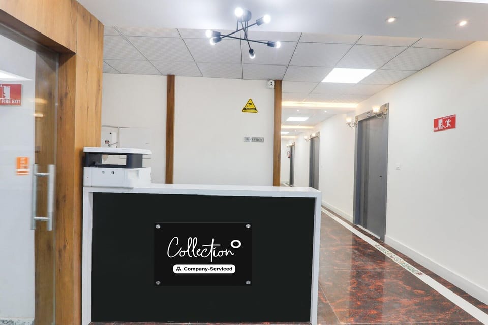 Entrance / Reception