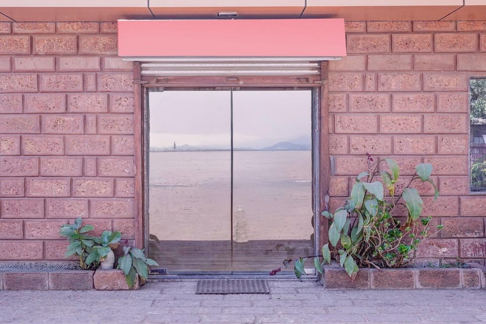 Entrance / Reception