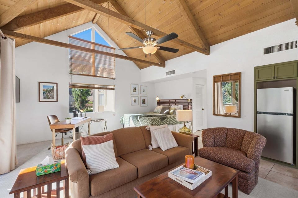 Coffee Table, Furniture, Table, Appliance, Ceiling Fan
