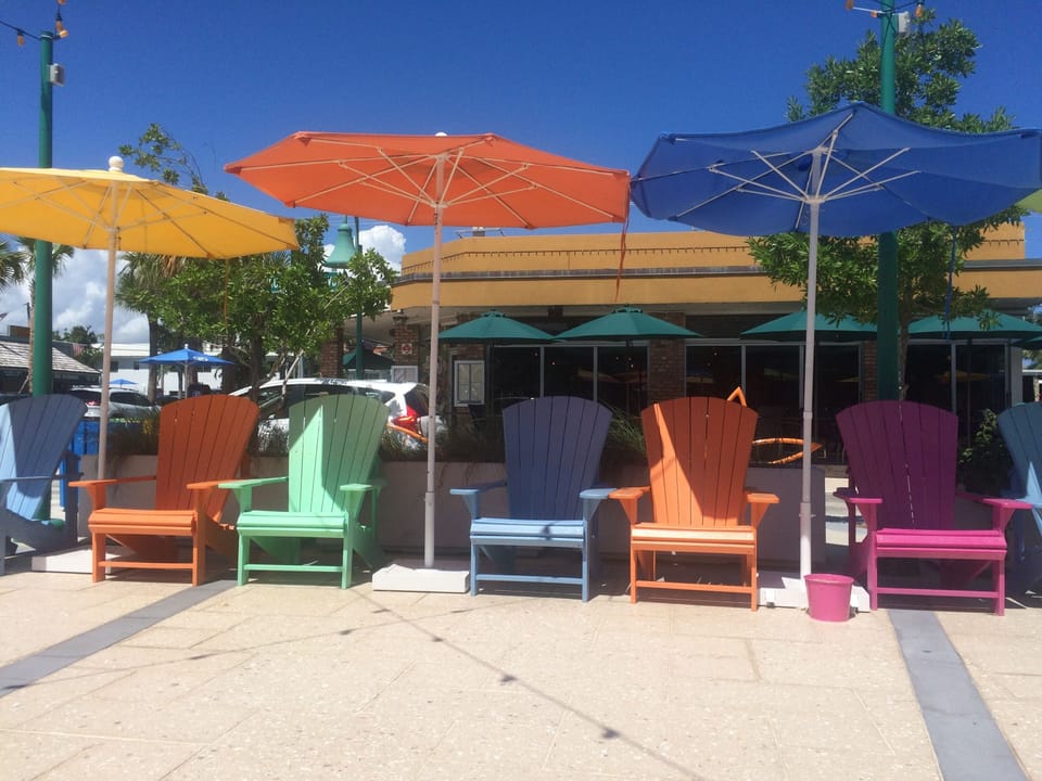 Downtown beach public seating