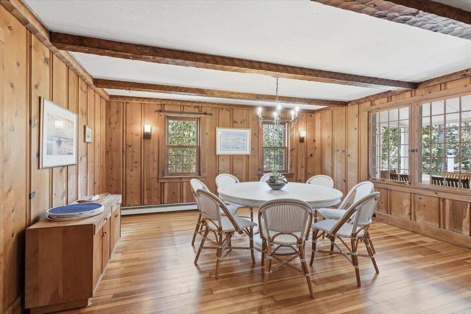 Dining room off the kitchen