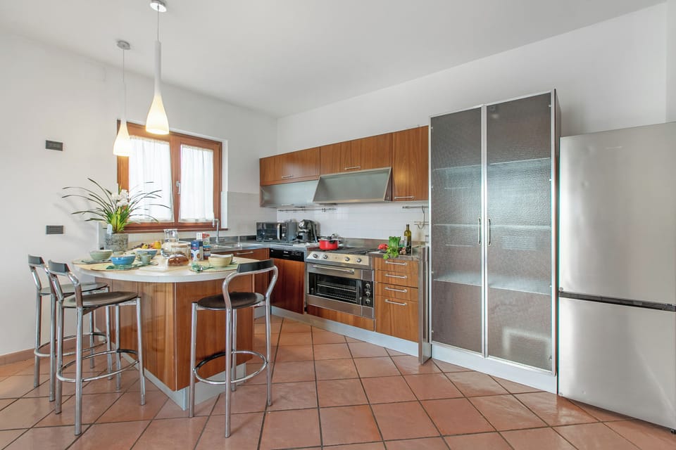 Kitchen and dining area