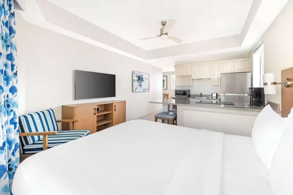 Unwind in the airy studio with easy kitchenette convenience.