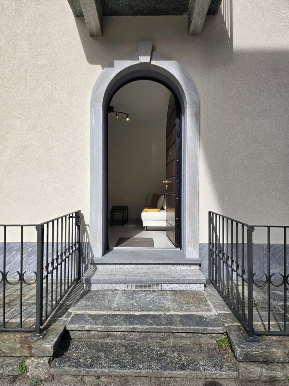 Facade / entrance