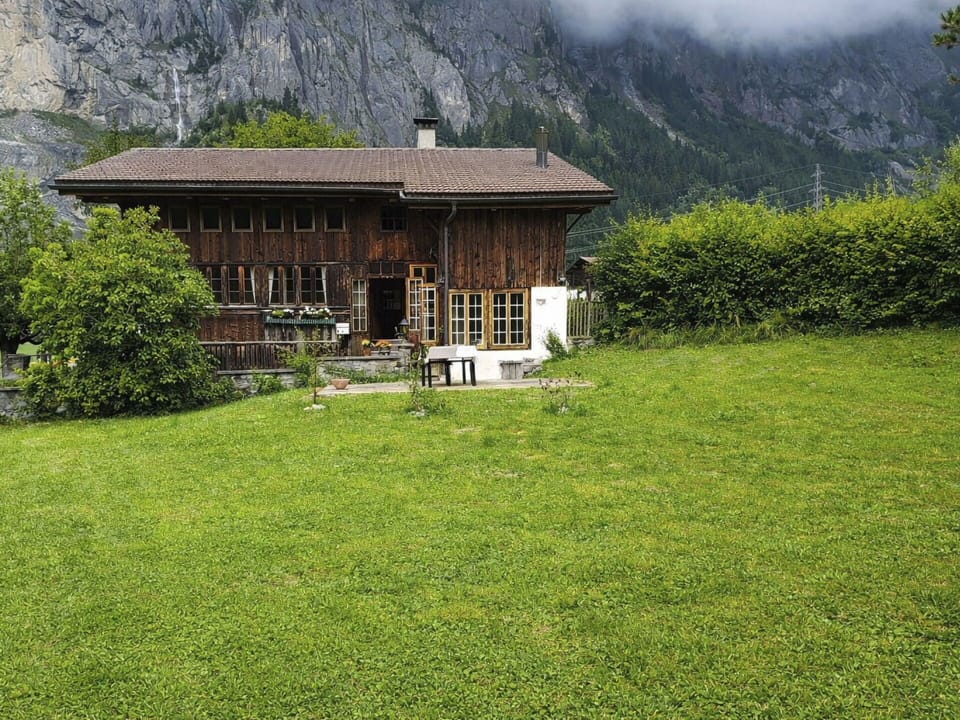Rural Area, Cottage, Mountain Range, Hill Station, Valley, Farmhouse, Lawn, Meadow, Pasture, Village