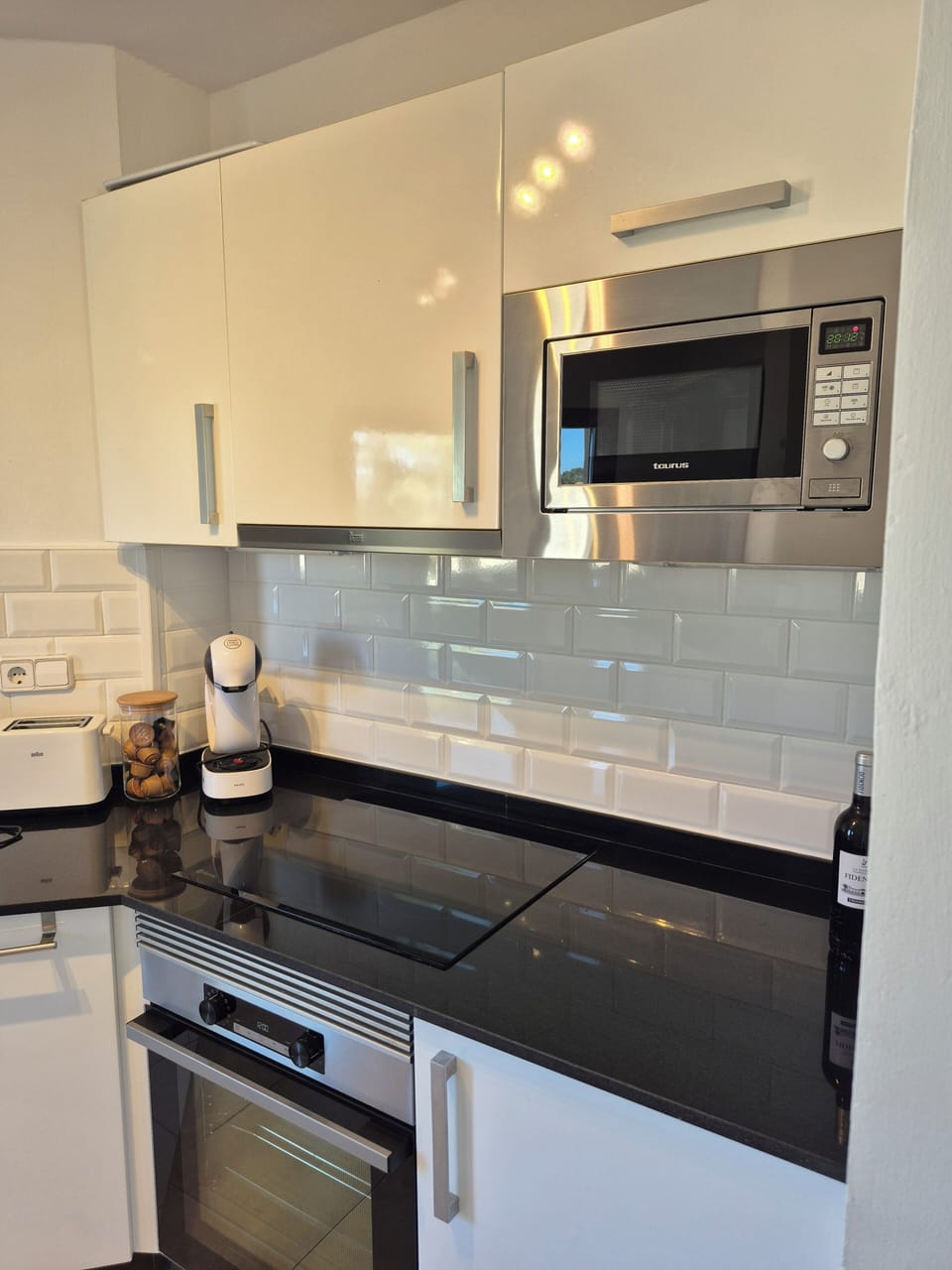 Well equipped kitchen 