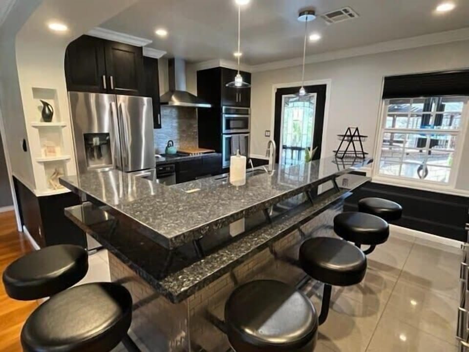 Kitchen with bar seating