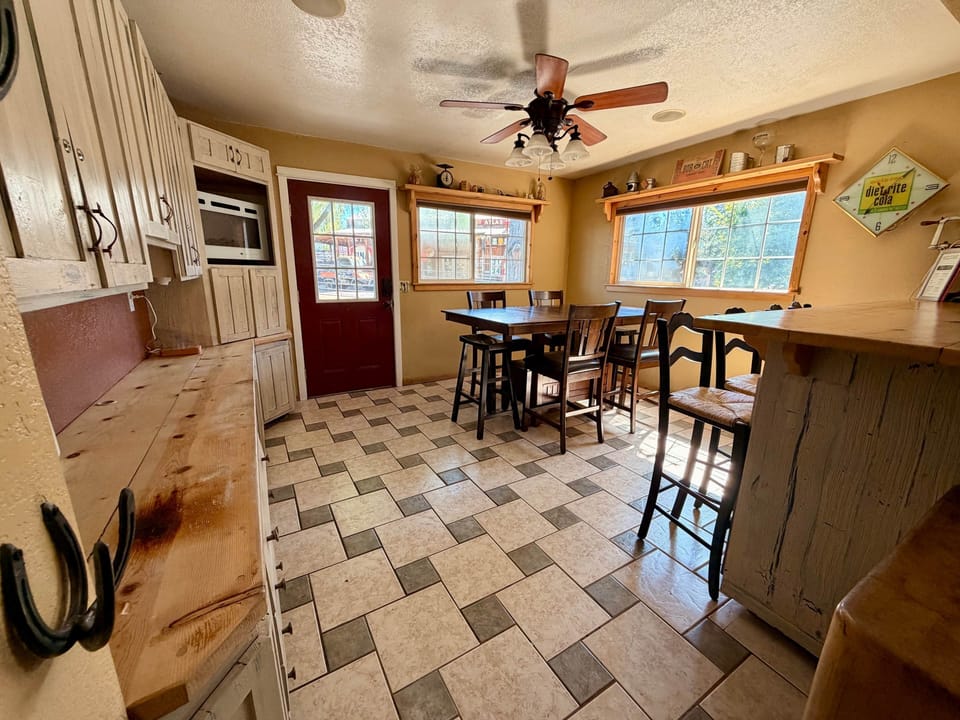 Kitchen and dining rooms