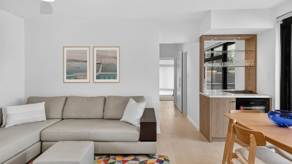 Living room image 6