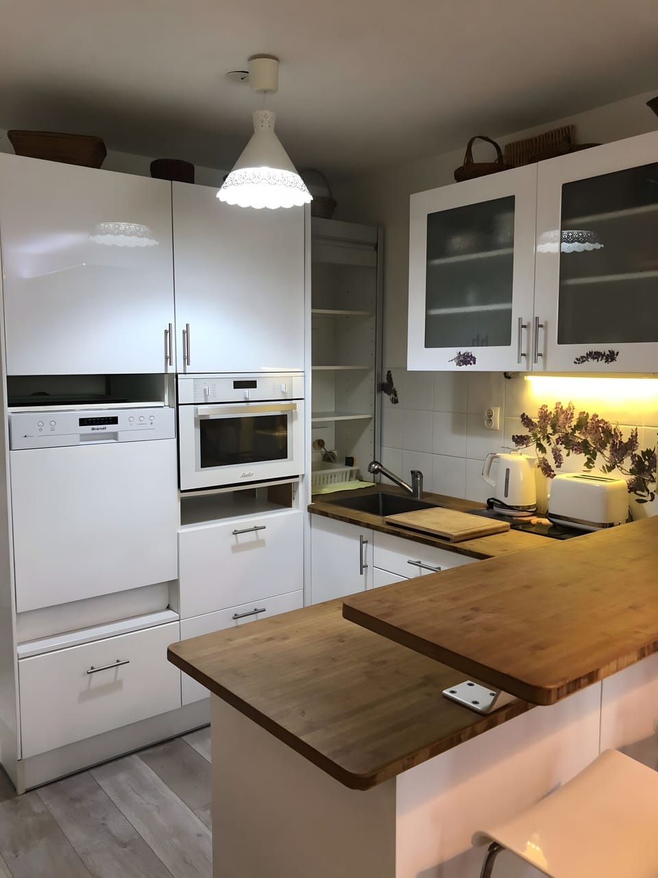 Private kitchen