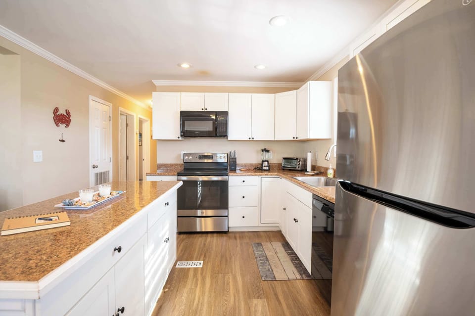 Modern Kitchen with Stainless Steel Appliances