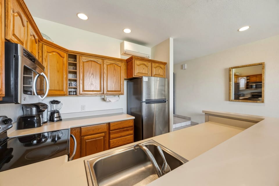 Indoors, Kitchen, Appliance, Microwave, Oven