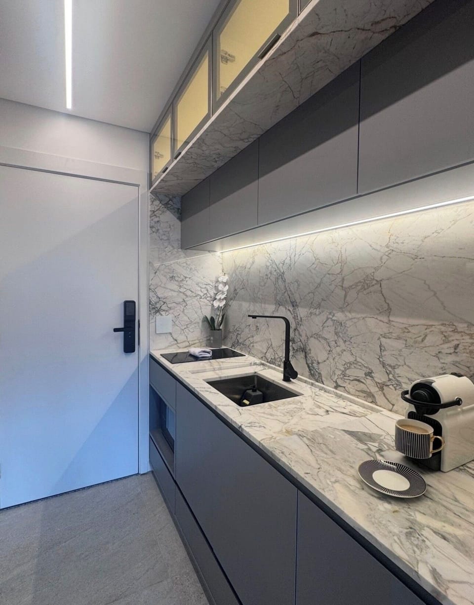 Full modern kitchen