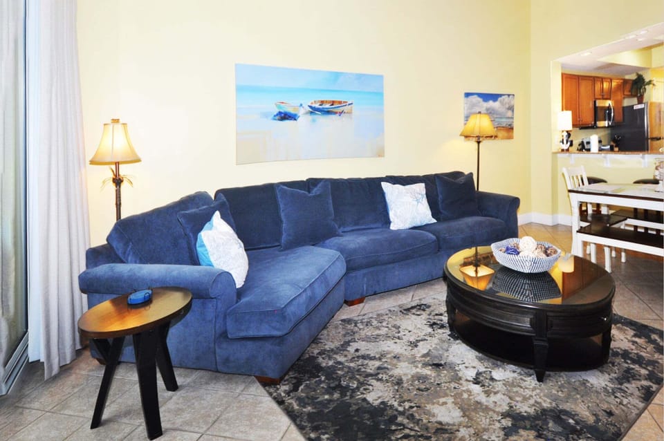 Living Room - Waters Edge Resort Unit 310, Okaloosa Island, Fort Walton Beach, FL, Vacation Condos by Sunset Resort Rentals