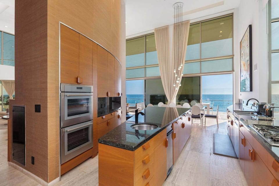Designer chef’s kitchen within a luxury Malibu oceanfront estate.
