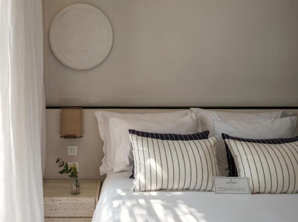 Sink into soft pillows and drift off in serenity.