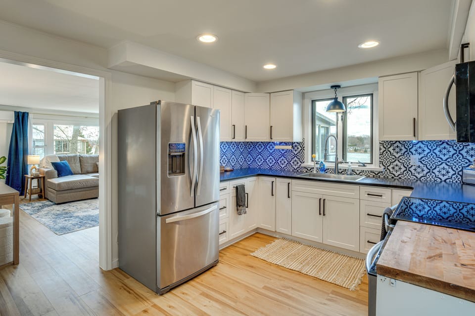 Kitchen | Main Floor