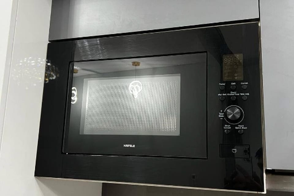 Microwave