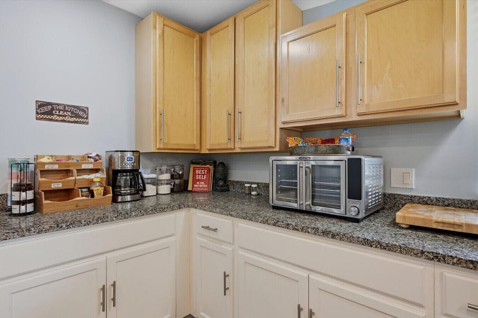 Kitchen | Stainless Steel Appliances | Granite Countertops & Recessed Lighting